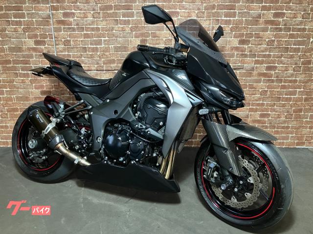 Ｚ１０００　ＺＸＴ００Ｗ　２０２０年モデル　ＥＴＣ　マジカルレーシングカウル　マフラー　テールランプ　ステップ