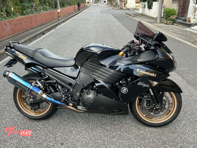 ＺＺ−Ｒ１４００　マレーシア仕様　ナサートチタンサイレンサー（ＪＭＣＡ））ＥＴＣ付き　バックステップ　グリップヒーター