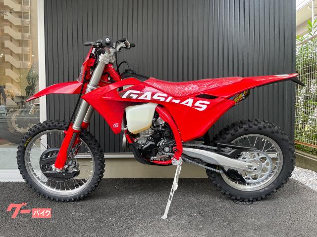 GAS GAS EC250F 2024 FMFサイレンサー 前後