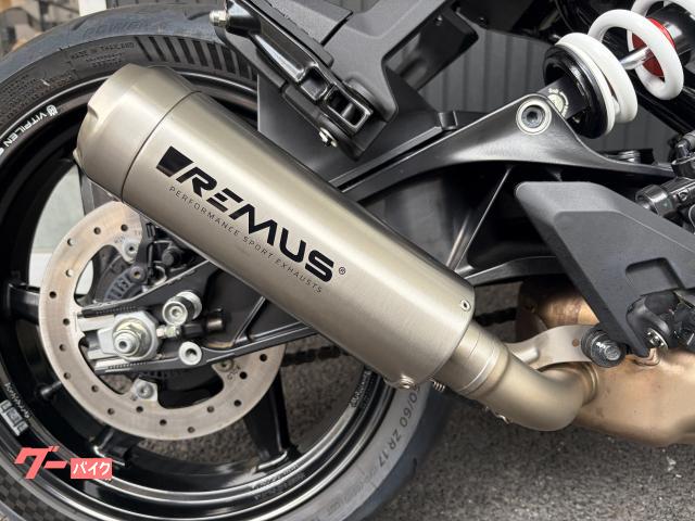 HUSQVARNA ヴィットピレン401 2024 ワンオーナー