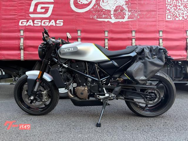 ハスクバーナ　ヴィットピレン701 アクラボビッチ HUSQVARNA ヴィットピレン701 ワンオーナー ETC