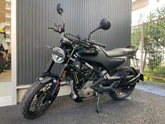 ＨＵＳＱＶＡＲＮＡ　スヴァルトピレン４０１　２０２３年モデル　ＥＴＣ　ＵＳＢ