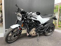 ＨＵＳＱＶＡＲＮＡ　ヴィットピレン４０１　２０２２　ワンオーナー　ＥＴＣ　ドラレコ　フェンダーレスなど