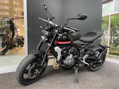 ＴＲＩＵＭＰＨ　トライデント６６０　２０２４　ワンオーナー　ＥＴＣ　ＵＳＢ　グリップヒーター　グラブハンドル