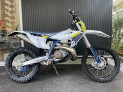 ＨＵＳＱＶＡＲＮＡ　ＴＥ２５０　２０２５　アクラポビッチ　前後ブレーキディスク　ラジエーターファン　リアリンクプロテクション