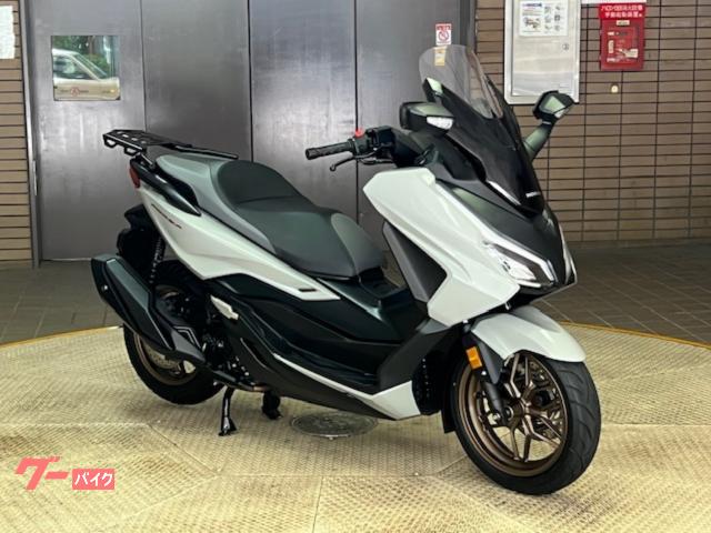 フォルツァ　２０２３年モデル　ＭＦ１７型　ワンオーナー車　ＥＴＣ　リヤキャリア　パールグレー