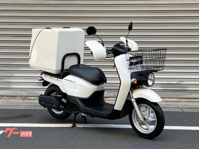 ベンリィ　５０　２０２２年　ワンオーナー車　前かご　リヤボックス　ハンドルカバー