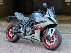 スズキ　ＧＳＸ−８Ｒ　２０２５年モデル　正規　新車　Ｓ．Ｉ．Ｒ．Ｓ搭載　ＴＦＴ液晶メーター　マットシルバー
