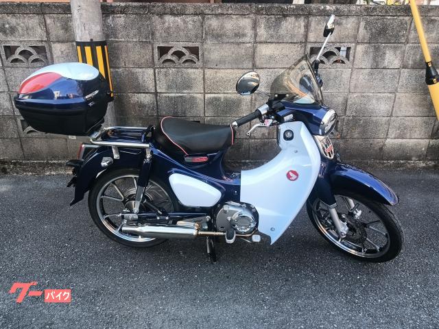スーパーカブＣ１２５　カスタム　リアボックス　ＢＥＡＭＳマフラー