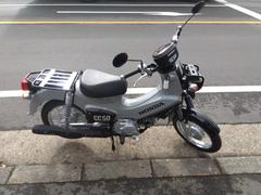 ホンダ　クロスカブ５０　パールグレー