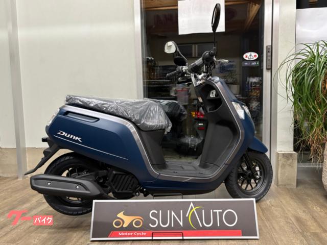 ホンダ ホーネット タンク 青 ホワイトハウス タンクプロテクター(カーボン) のパーツレビュー