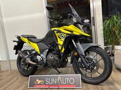 スズキ　Ｖ−ストローム２５０ＳＸ　ＥＬ１１Ｌ　チャンピオンイエローＮｏ．２　ヨシムラマフラー