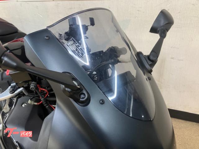ヤマハ YZF－R25 ABS付き 2021年モデル 倒立フォーク