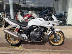 ホンダ　ＣＢ４００Ｓｕｐｅｒ　ボルドール　ＶＴＥＣ　Ｒｅｖｏ　エンジンガード　ＥＴＣ