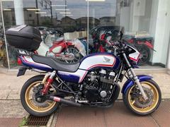 ホンダ　ＣＢ７５０　ＲＣ４２　社外マフラー　ビキニカウル　ＧＩＶＩリアボックス　ハンドル周り　ＵＳＢ電源　ＥＴＣ