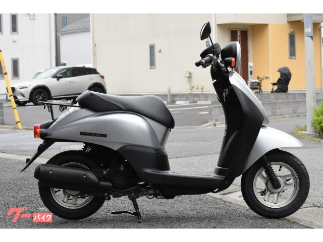 トゥデイ　最終モデル　前後ダンロップ製タイヤ新品　前後ブレーキシュー新品　サイドスタンド　フューエルインジェクション