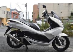 ホンダ　ＰＣＸ　モリワキマフラー　ローダウンリアサスペンション　ステップボード　シート　スクリーン　ＵＳＢ電源