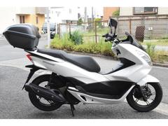 ホンダ　ＰＣＸ　グリップヒーター　ＬＥＤヘッドライト　サイドスタンド　トップボックス３５Ｌ　ワン・キー・システムタイプ