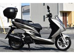 ヤマハ　マジェスティＳ　フューエルインジェクション　リアボックス　防犯キーシャッター