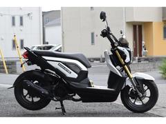 ホンダ　ズーマーＸ　前後タイヤ新品　フェンダーレス　ロンホイ　ステップボード　ＵＳＢ電源