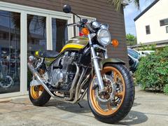 カワサキ　ＺＥＰＨＹＲ１１００　黄タイガー