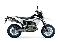 スズキ　ＤＲ−Ｚ４ＳＭ　ソリッドスペシャルホワイトＮｏ２　２０２５年モデル