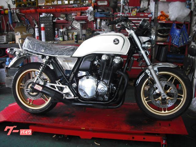 ＣＢ１１００　モリワキマフラー　ホイールペイント　前後メッシュホース　ＣＢ７５０ＫタイプシートＥＴＣ車載器