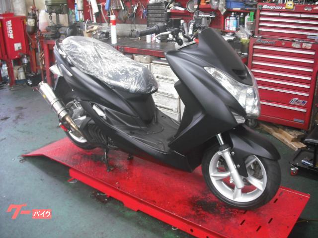 ヤマハ マジェスティS SG28J マットブラック新品外装 社外 ヤマハ マジェスティS SG28J マットブラック新品外装 社外