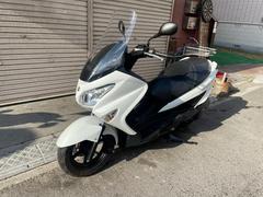 スズキ　バーグマン２００　ホワイト　ＥＴＣ２．０装備　純正ロングスクリーン装備　バッテリー新品