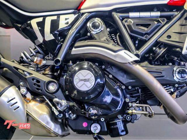 DUCATI スクランブラーアイコン クイックシフター ETC USB
