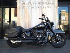 ＨＡＲＬＥＹ−ＤＡＶＩＤＳＯＮ　ＦＬＨＣＳ　ソフテイル　ヘリテイジクラシック１１４　認定中古車　ＦＲエンジンガード　ハンドル　シシーバー　ＦＲロワリング他