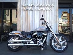 ＨＡＲＬＥＹ−ＤＡＶＩＤＳＯＮ　ＦＸＳＴ　ソフテイルスタンダード　ビリヤードグレー　認定中古車