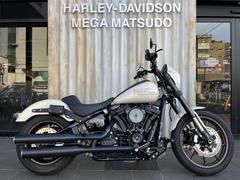 ＨＡＲＬＥＹ−ＤＡＶＩＤＳＯＮ　ＦＸＬＲＳ　ソフテイル　ローライダーＳ　認定中古車　ハイフローＡＣ　チューニング　クラッシュバー等々