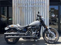 ＨＡＲＬＥＹ−ＤＡＶＩＤＳＯＮ　ＦＸＬＲＳ　ソフテイル　ローライダーＳ　認定中古車　２名登録仕様