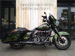 ＨＡＲＬＥＹ−ＤＡＶＩＤＳＯＮ　ＣＶＯ　ＦＬＨＸＳＥ　ストリートグライド　エンビアスグリーン　認定中古車　ＫＵＲＡＵＳハンドルライザー他