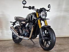 ＴＲＩＵＭＰＨ　スピード４００