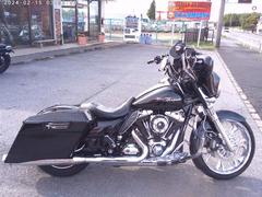 ＨＡＲＬＥＹ−ＤＡＶＩＤＳＯＮ　ＦＬＨＸ　ストリートグライド　　２０１０ｙ　前後ＰＭホイール　オーリンズリアサス　１４インチハンドル　アレンネスパーツ多数付き
