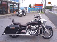 ＨＡＲＬＥＹ−ＤＡＶＩＤＳＯＮ　ＦＬＨＲ　ロードキング　２０１３ｙ　１０３　クリアキンクロームパーツ　サウンドバー　ＬＥＤライト　ＣＶＯ用シート他　バックレスト