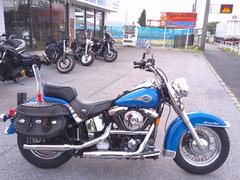 ＨＡＲＬＥＹ−ＤＡＶＩＤＳＯＮ　ＦＬＳＴＣ　ヘリテイジソフテイルクラシック　　１９９７Ｙ　フロント４ＰＯＴキャリパー付き　後期エボリューションモデル