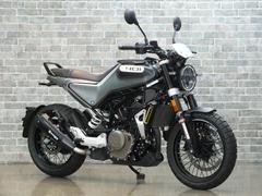 ＨＵＳＱＶＡＲＮＡ　スヴァルトピレン４０１・ミツバ製ＥＴＣ・純正フライスクリーン・ＵＳＢ電源付き