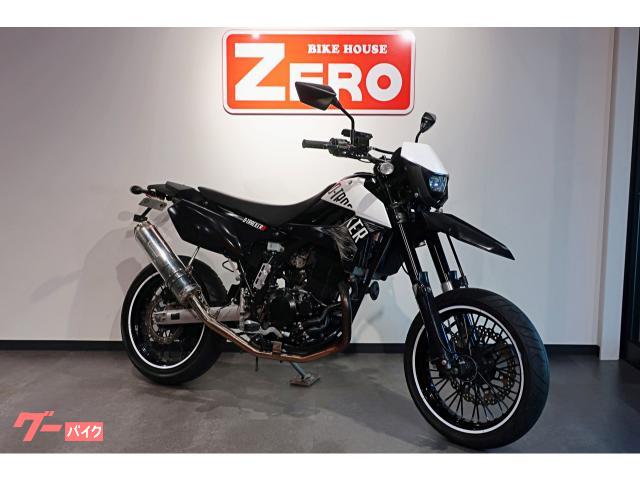 カワサキ ｄトラッカーｘ ヘッドライトカウル ショートレバー ｅｔｃ ｕｓｂ電源 フルエキゾーストマフラー フェンダーレス バイクハウスゼロ 埼玉大学前店 新車 中古バイクなら グーバイク