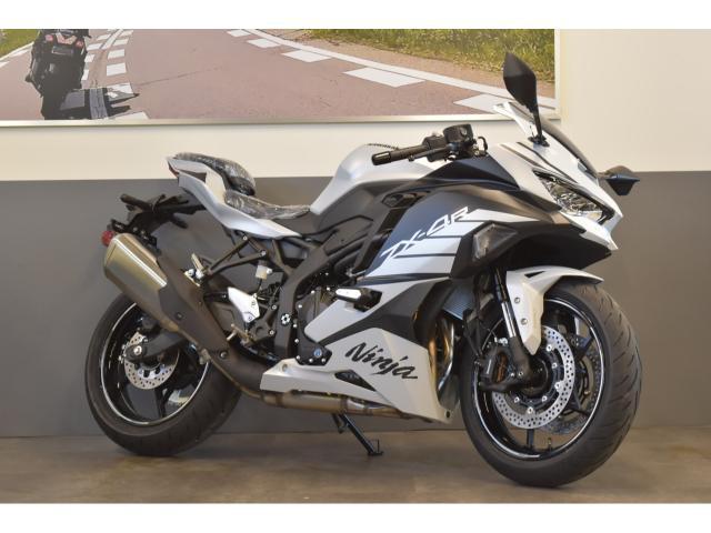 カワサキ Ninja ZX－4R SE 新車 2025年モデル