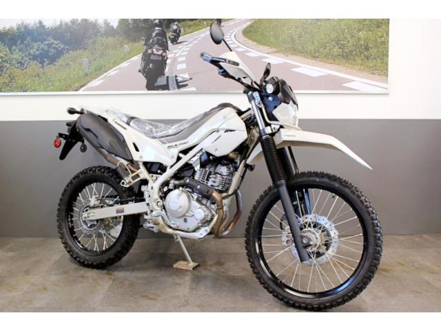 カワサキ KLX230シェルパ 新車 2025モデル ホワイティッシュ 