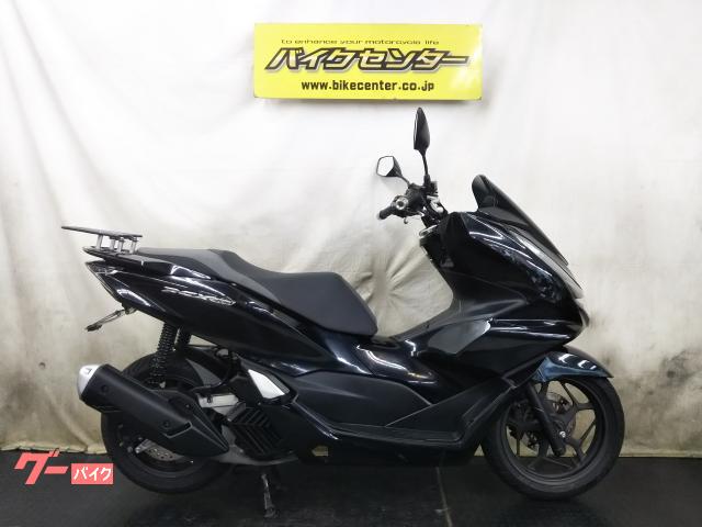 ＰＣＸ１６０　ポセイドンブラックメタリック　２０２１年式　フェンダーレス　リアキャリア　ＵＳＢ電源　ＥＴＣ２．０　ワンオーナー車