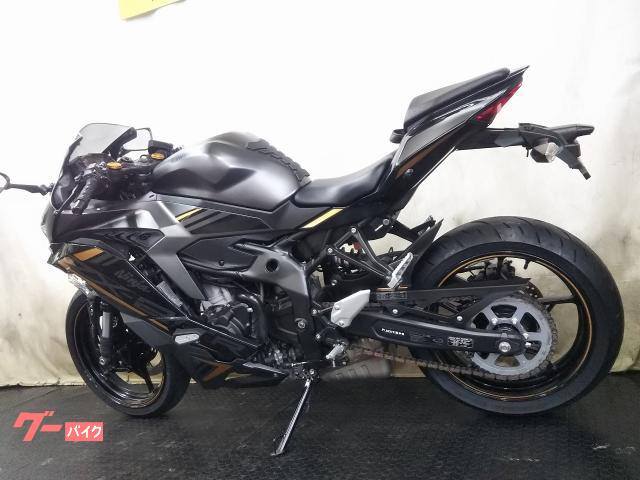 カワサキ Ninja ZX－25R SE マットグレー クイック