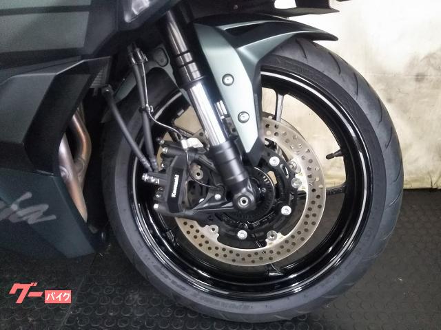 カワサキ Ninja ZX－4R SE メタリックマットグラファイト