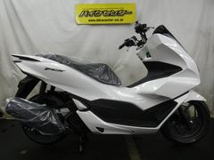 ホンダ　ＰＣＸ　パールジャスミンホワイト　２０２３年モデル　スマートキー　前後ディスクブレーキ　新車メーカー保証２年　国内正規取扱車両