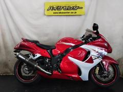 スズキ　ハヤブサ（ＧＳＸ１３００Ｒ　Ｈａｙａｂｕｓａ）　純正ブレンボ　ストライカーステップ　ヨシムラ２本出しマフラー　純正キー２本　ＥＴＣ