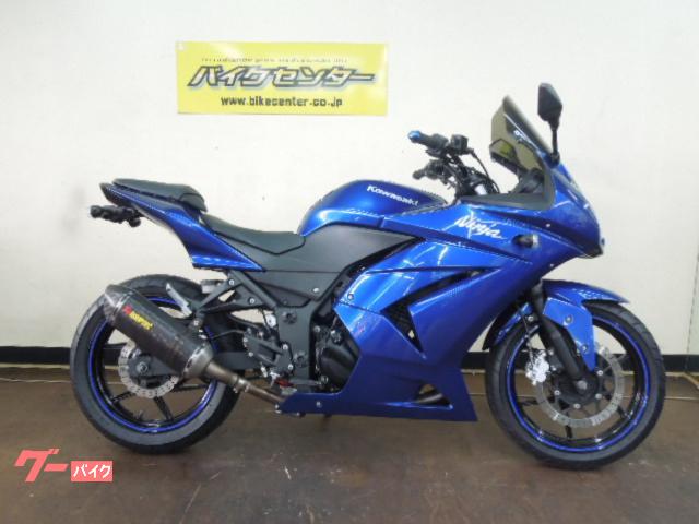 Ｎｉｎｊａ　２５０Ｒ　　２０１１年モデル　社外マフラー　アップハンドル　カスタム多数