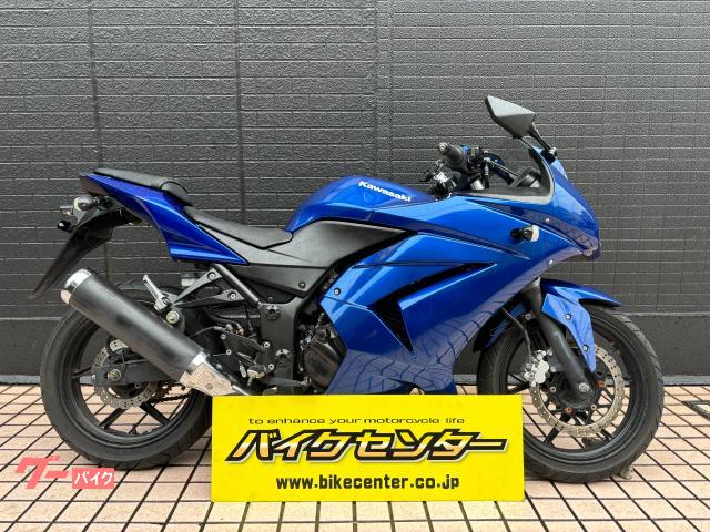 Ｎｉｎｊａ　２５０Ｒ　２０１１年モデル　メタルインペリアルブルー